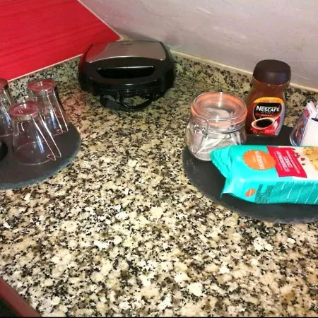 Apartment Dunaflor Red *